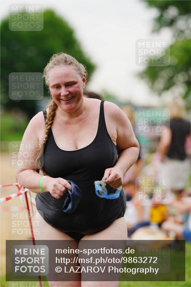 21.06.2026 - 29. Vierlanden-Triathlon LAZAROV Photography http://msf.ph/oto/9863272 21.06.2026 10:22:24 Schwimmen 623 meine-sportfotos.de