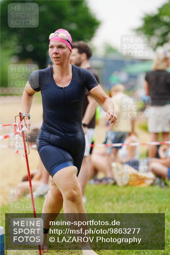 21.06.2026 - 29. Vierlanden-Triathlon LAZAROV Photography http://msf.ph/oto/9863277 21.06.2026 10:23:39 Schwimmen 504 meine-sportfotos.de