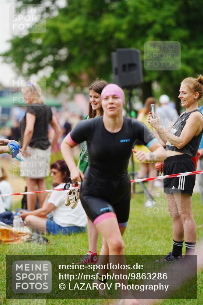 21.06.2026 - 29. Vierlanden-Triathlon LAZAROV Photography http://msf.ph/oto/9863286 21.06.2026 10:24:04 Schwimmen 560, 589, 611 meine-sportfotos.de