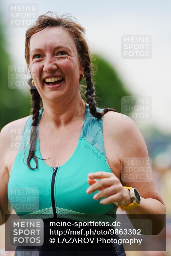 21.06.2026 - 29. Vierlanden-Triathlon LAZAROV Photography http://msf.ph/oto/9863302 21.06.2026 10:24:15 Schwimmen 589, 611 meine-sportfotos.de