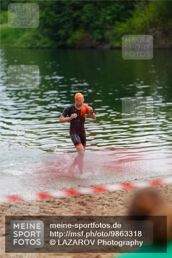 21.06.2026 - 29. Vierlanden-Triathlon LAZAROV Photography http://msf.ph/oto/9863318 21.06.2026 10:54:40 Schwimmen 704 meine-sportfotos.de