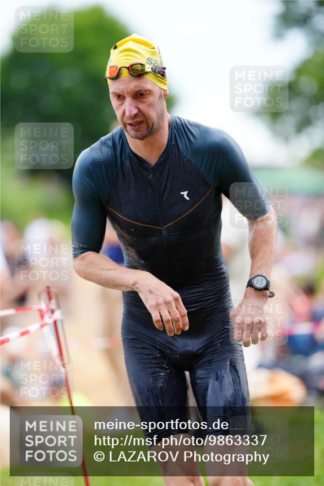 21.06.2026 - 29. Vierlanden-Triathlon LAZAROV Photography http://msf.ph/oto/9863337 21.06.2026 10:55:36 Schwimmen 637, 686, 742 meine-sportfotos.de