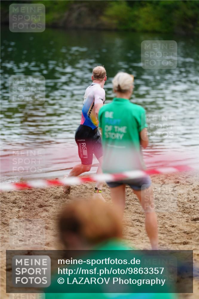 21.06.2026 - 29. Vierlanden-Triathlon LAZAROV Photography http://msf.ph/oto/9863357 21.06.2026 10:56:32 Schwimmen 654 meine-sportfotos.de