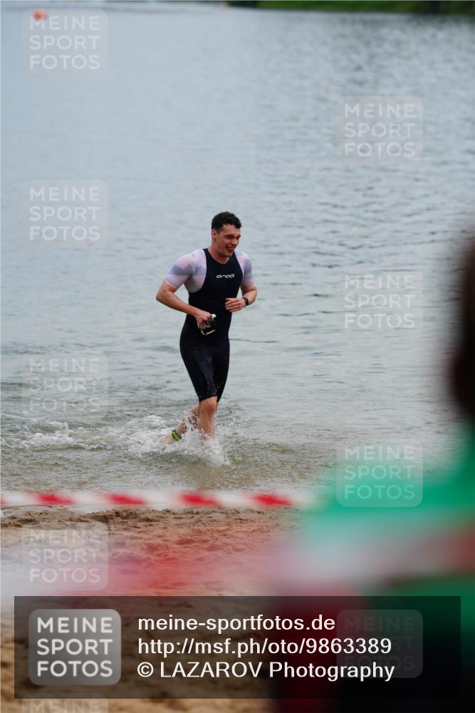 21.06.2026 - 29. Vierlanden-Triathlon LAZAROV Photography http://msf.ph/oto/9863389 21.06.2026 10:57:30 Schwimmen 634 meine-sportfotos.de