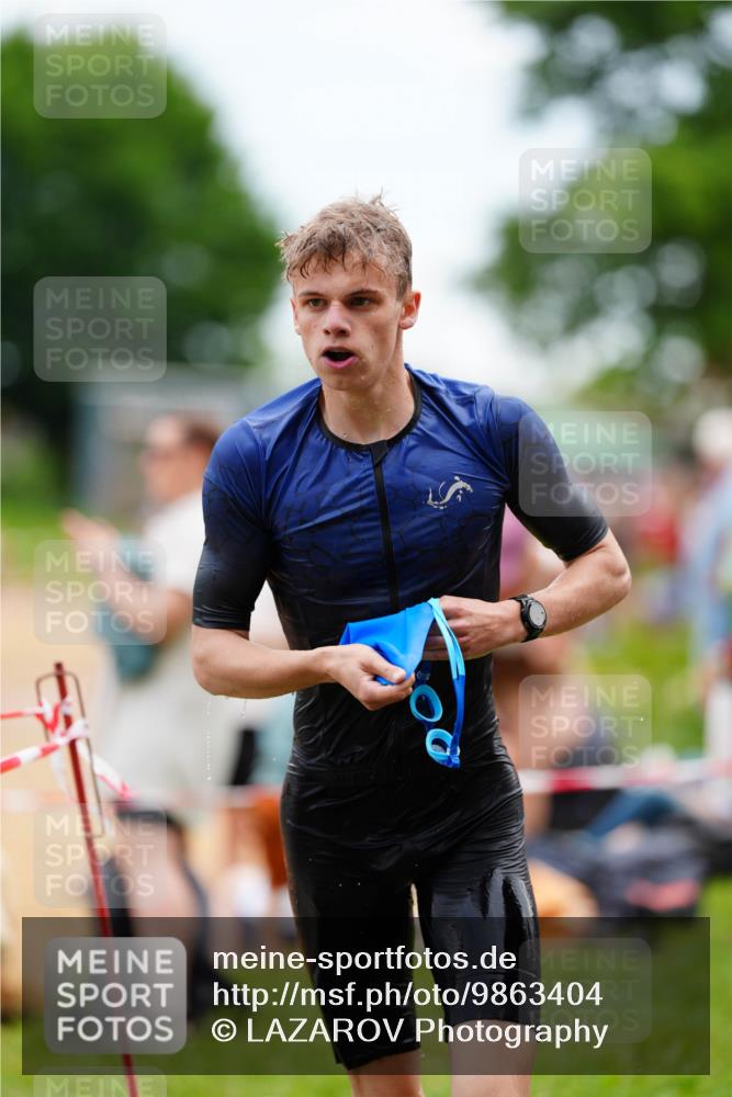 21.06.2026 - 29. Vierlanden-Triathlon LAZAROV Photography http://msf.ph/oto/9863404 21.06.2026 10:58:04 Schwimmen 640, 650, 666, 674, 689 meine-sportfotos.de