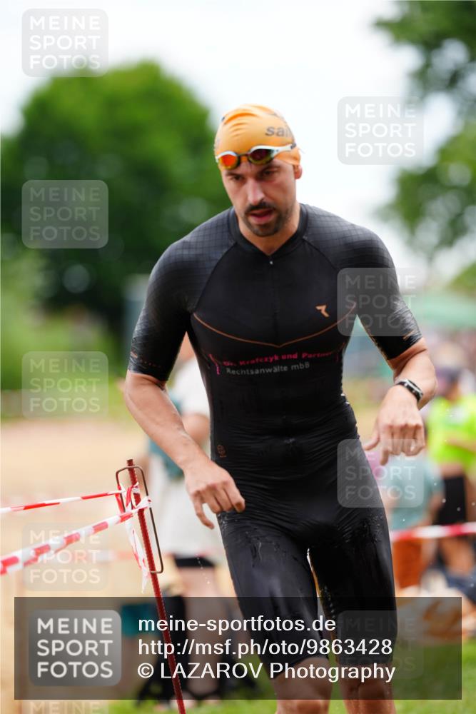 21.06.2026 - 29. Vierlanden-Triathlon LAZAROV Photography http://msf.ph/oto/9863428 21.06.2026 10:58:30 Schwimmen 661, 665, 691 meine-sportfotos.de