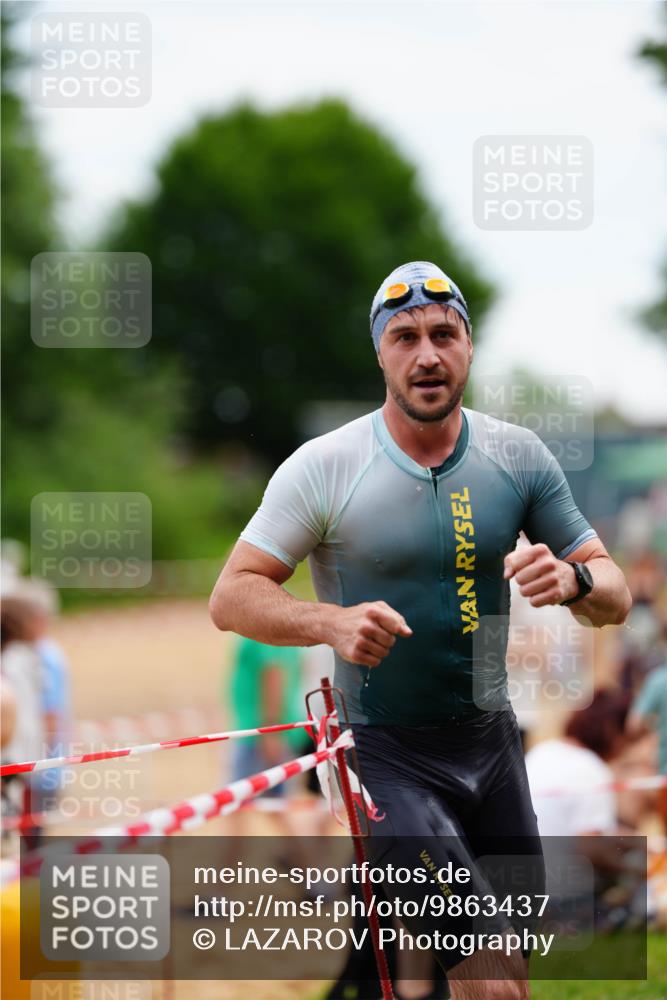 21.06.2026 - 29. Vierlanden-Triathlon LAZAROV Photography http://msf.ph/oto/9863437 21.06.2026 10:58:49 Schwimmen 630, 675, 681, 699, 721, 745 meine-sportfotos.de