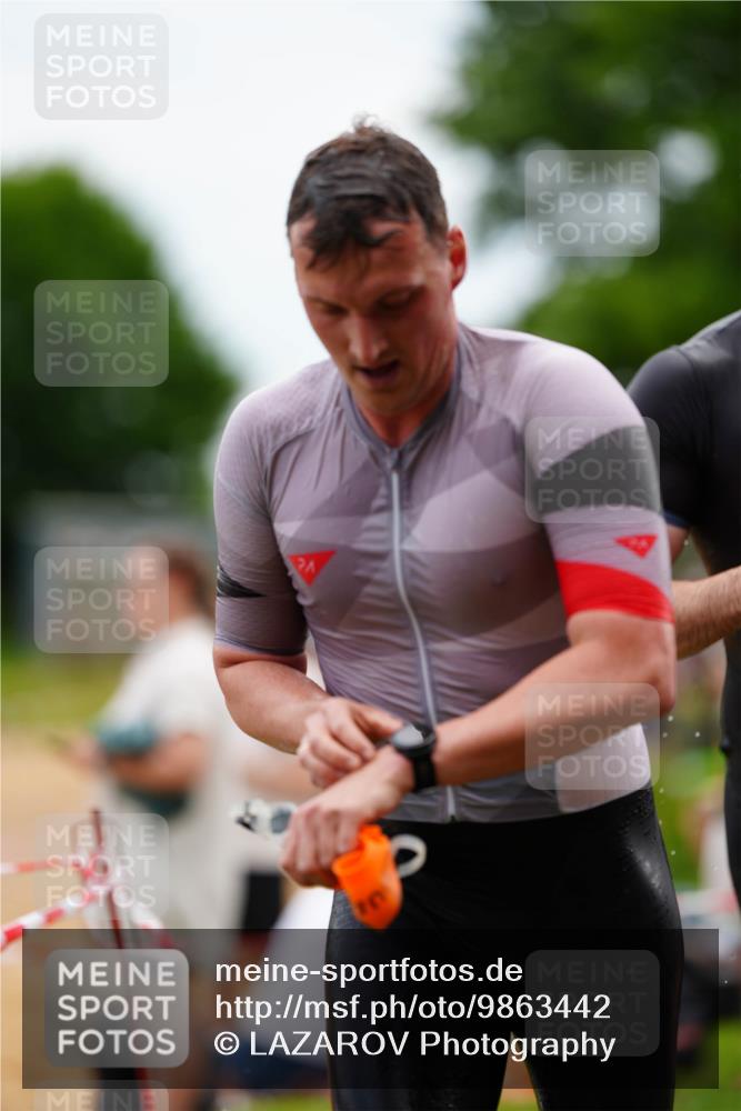 21.06.2026 - 29. Vierlanden-Triathlon LAZAROV Photography http://msf.ph/oto/9863442 21.06.2026 10:58:53 Schwimmen 630, 653, 681, 699, 721, 745 meine-sportfotos.de
