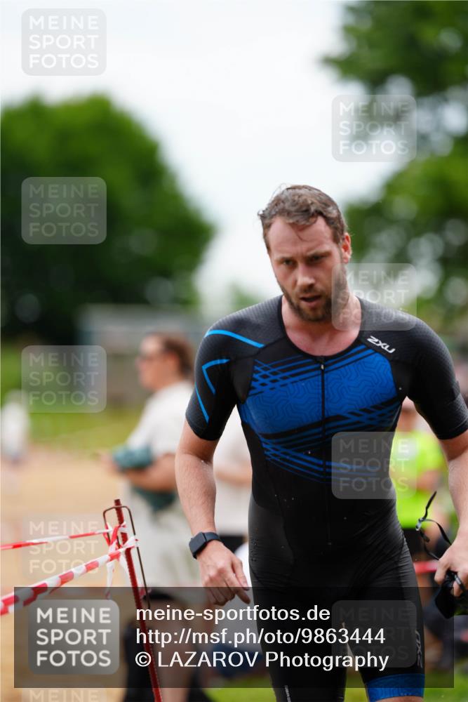 21.06.2026 - 29. Vierlanden-Triathlon LAZAROV Photography http://msf.ph/oto/9863444 21.06.2026 10:58:55 Schwimmen 630, 653, 681, 699, 745 meine-sportfotos.de