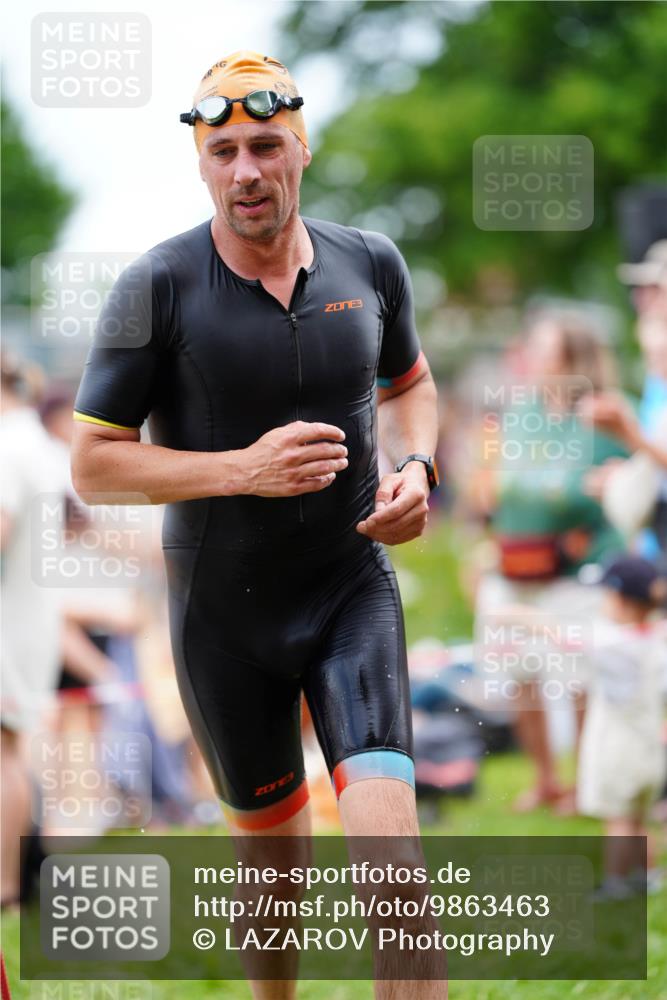 21.06.2026 - 29. Vierlanden-Triathlon LAZAROV Photography http://msf.ph/oto/9863463 21.06.2026 10:59:09 Schwimmen 647, 653 meine-sportfotos.de