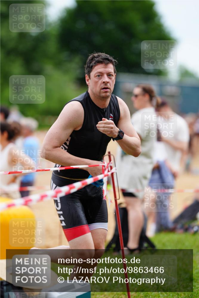 21.06.2026 - 29. Vierlanden-Triathlon LAZAROV Photography http://msf.ph/oto/9863466 21.06.2026 10:59:39 Schwimmen 682 meine-sportfotos.de