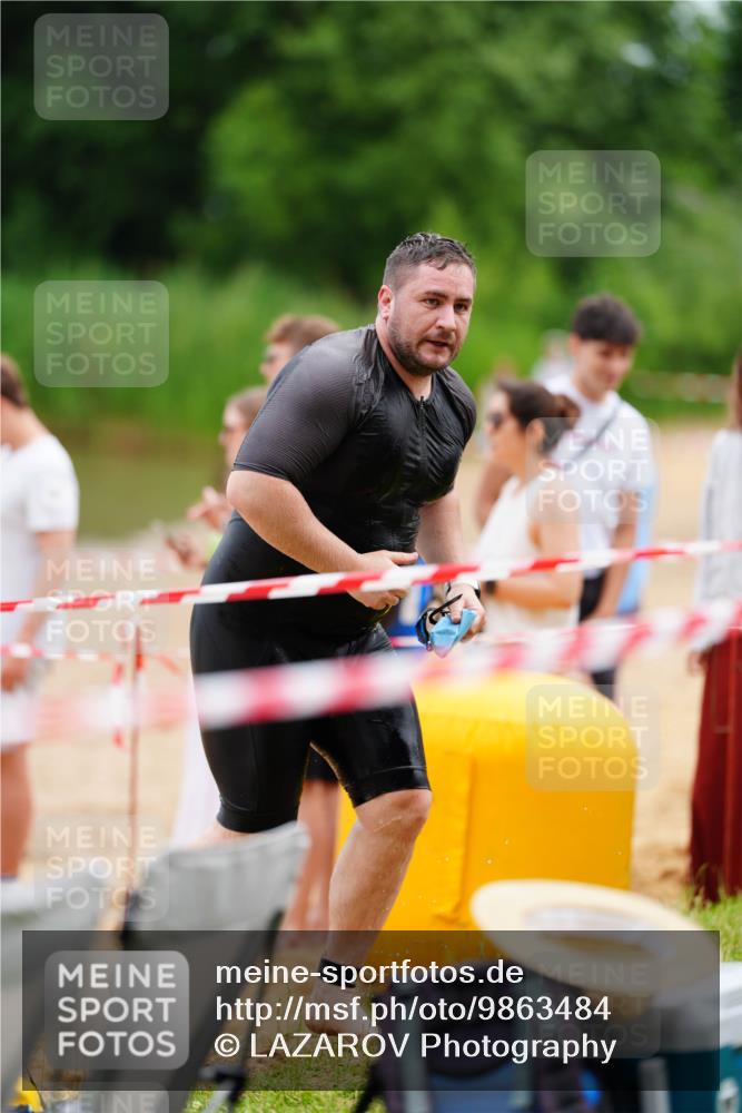 21.06.2026 - 29. Vierlanden-Triathlon LAZAROV Photography http://msf.ph/oto/9863484 21.06.2026 11:00:01 Schwimmen 724 meine-sportfotos.de