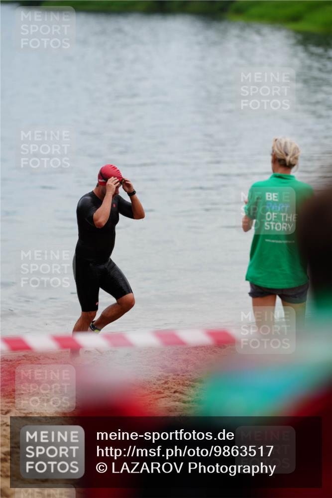 21.06.2026 - 29. Vierlanden-Triathlon LAZAROV Photography http://msf.ph/oto/9863517 21.06.2026 11:01:10 Schwimmen 671, 709 meine-sportfotos.de