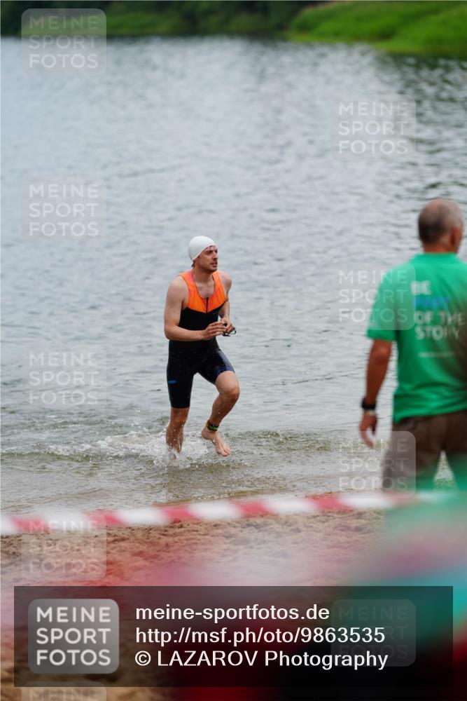 21.06.2026 - 29. Vierlanden-Triathlon LAZAROV Photography http://msf.ph/oto/9863535 21.06.2026 11:01:42 Schwimmen 673 meine-sportfotos.de