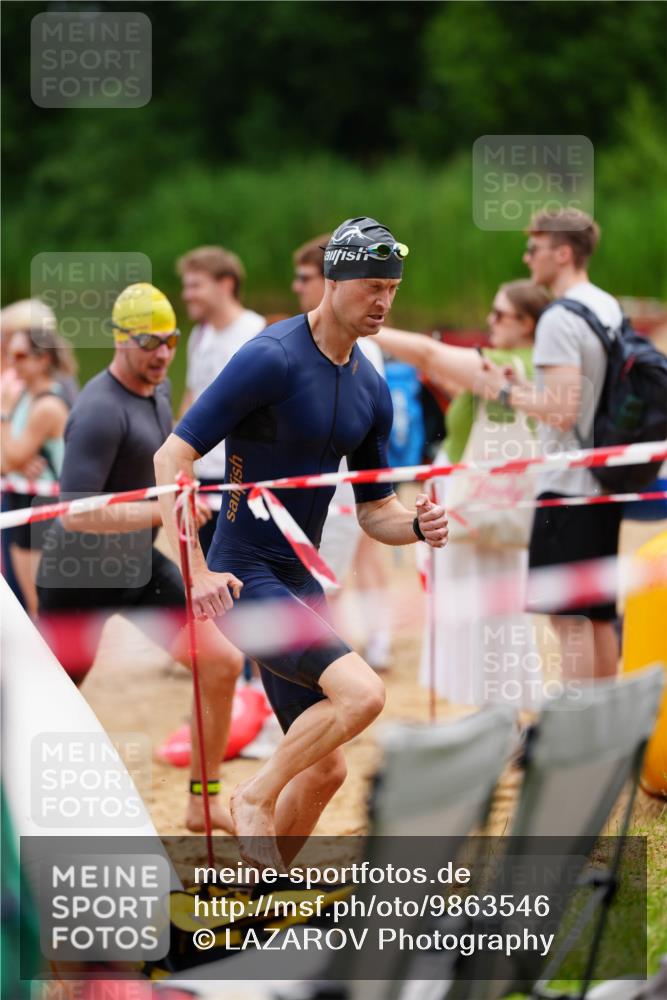 21.06.2026 - 29. Vierlanden-Triathlon LAZAROV Photography http://msf.ph/oto/9863546 21.06.2026 11:01:57 Schwimmen 641, 642, 644, 685, 707, 728, 743 meine-sportfotos.de