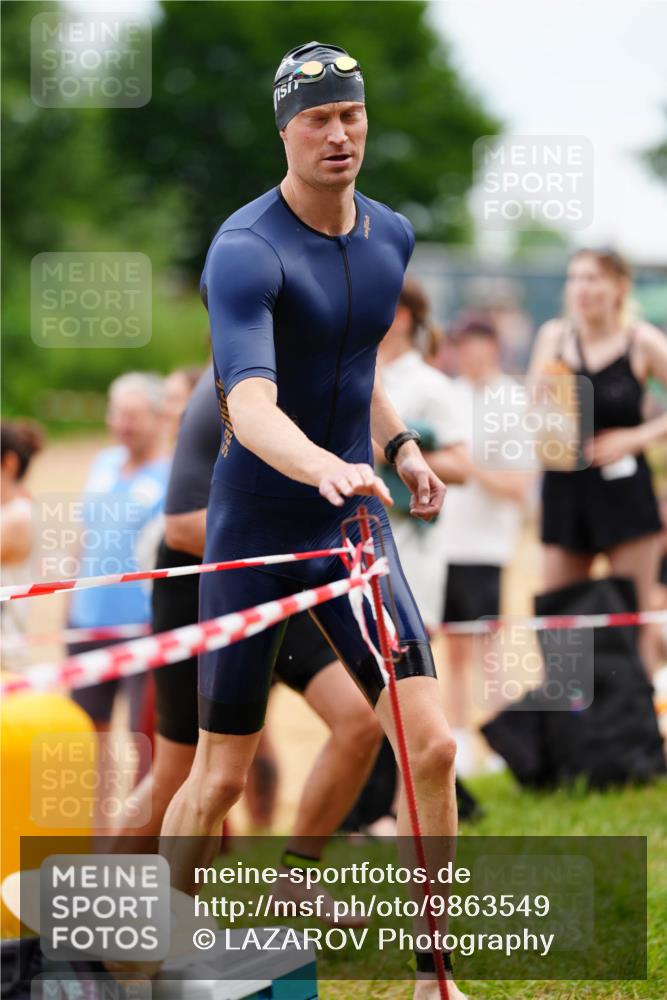 21.06.2026 - 29. Vierlanden-Triathlon LAZAROV Photography http://msf.ph/oto/9863549 21.06.2026 11:01:59 Schwimmen 641, 642, 644, 685, 707, 710, 728, 743 meine-sportfotos.de