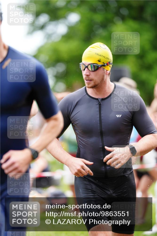 21.06.2026 - 29. Vierlanden-Triathlon LAZAROV Photography http://msf.ph/oto/9863551 21.06.2026 11:02:00 Schwimmen 641, 642, 644, 685, 707, 710, 728, 743 meine-sportfotos.de