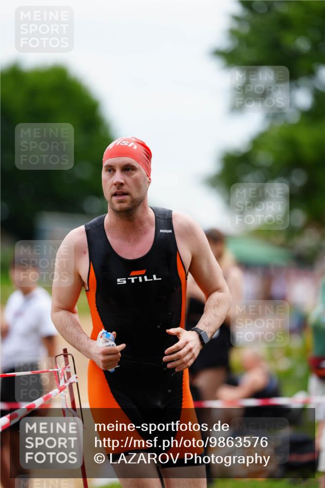 21.06.2026 - 29. Vierlanden-Triathlon LAZAROV Photography http://msf.ph/oto/9863576 21.06.2026 11:02:53 Schwimmen 659, 688, 720, 757 meine-sportfotos.de