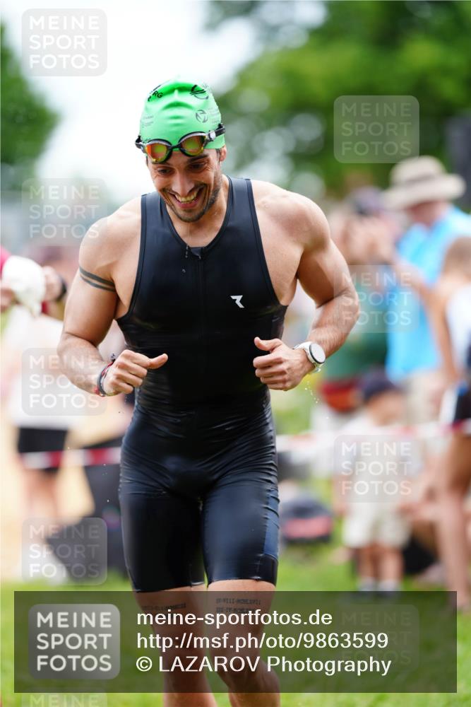 21.06.2026 - 29. Vierlanden-Triathlon LAZAROV Photography http://msf.ph/oto/9863599 21.06.2026 11:03:16 Schwimmen 695, 703, 713 meine-sportfotos.de