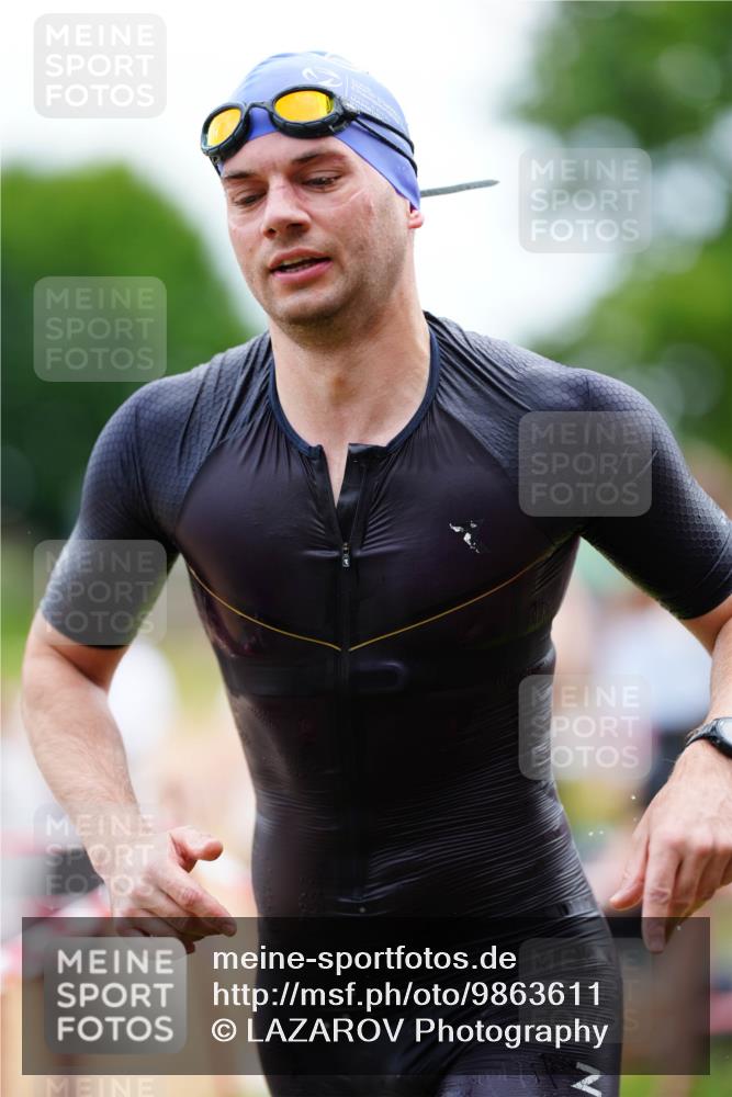 21.06.2026 - 29. Vierlanden-Triathlon LAZAROV Photography http://msf.ph/oto/9863611 21.06.2026 11:03:26 Schwimmen 695 meine-sportfotos.de