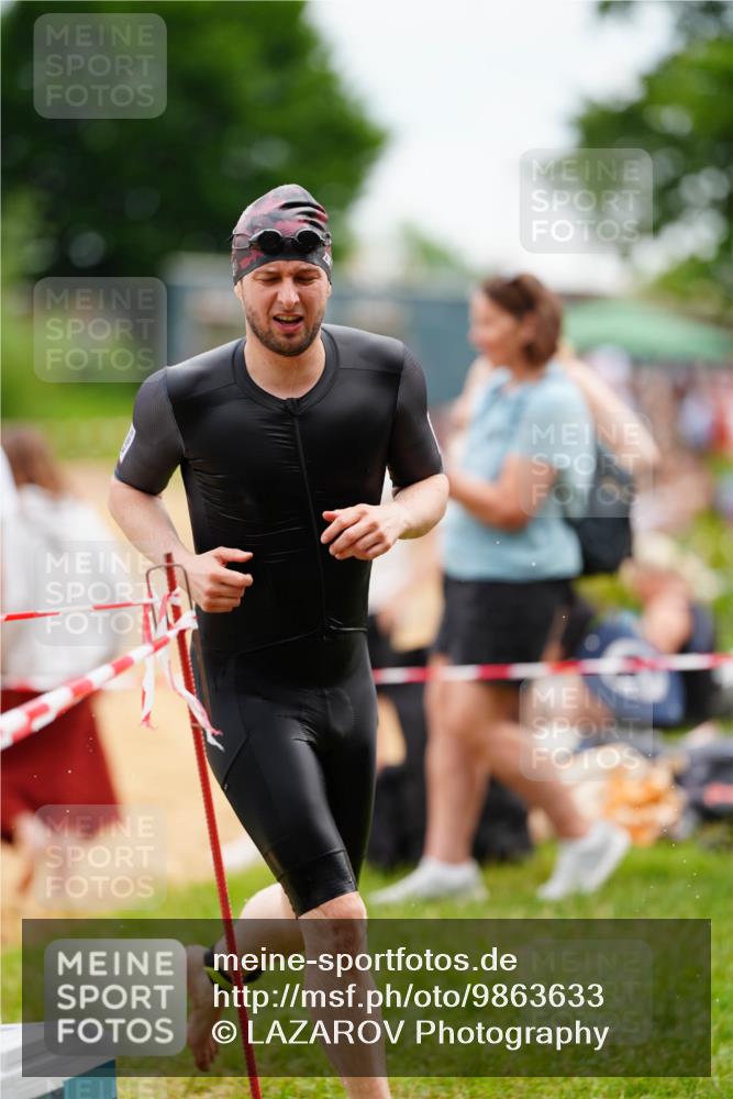 21.06.2026 - 29. Vierlanden-Triathlon LAZAROV Photography http://msf.ph/oto/9863633 21.06.2026 11:04:15 Schwimmen 632, 655, 672, 734 meine-sportfotos.de