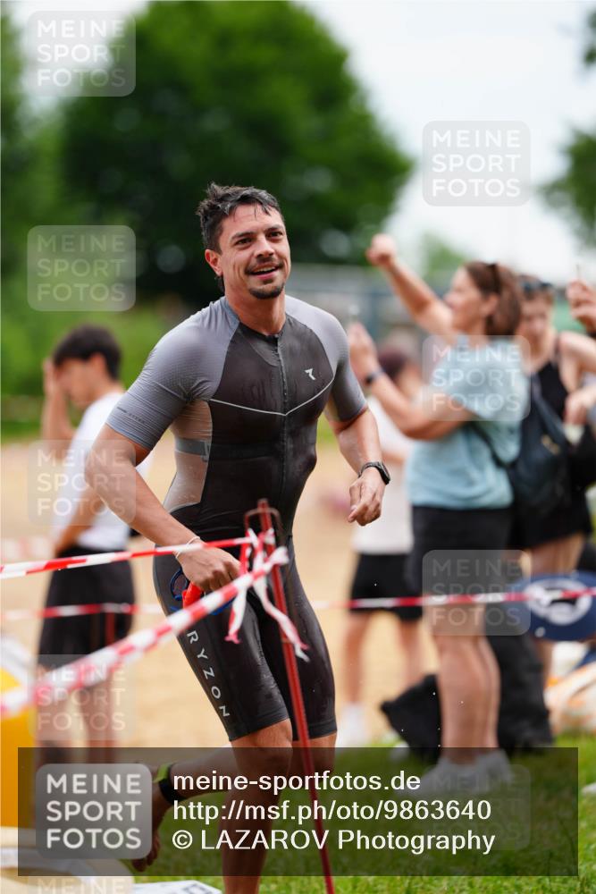 21.06.2026 - 29. Vierlanden-Triathlon LAZAROV Photography http://msf.ph/oto/9863640 21.06.2026 11:04:23 Schwimmen 632, 672, 734 meine-sportfotos.de