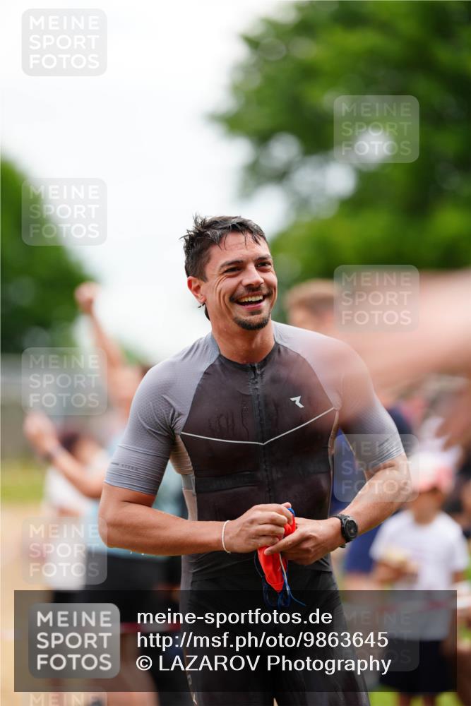 21.06.2026 - 29. Vierlanden-Triathlon LAZAROV Photography http://msf.ph/oto/9863645 21.06.2026 11:04:24 Schwimmen 632, 672 meine-sportfotos.de