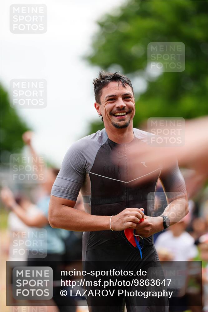 21.06.2026 - 29. Vierlanden-Triathlon LAZAROV Photography http://msf.ph/oto/9863647 21.06.2026 11:04:24 Schwimmen 632, 672 meine-sportfotos.de