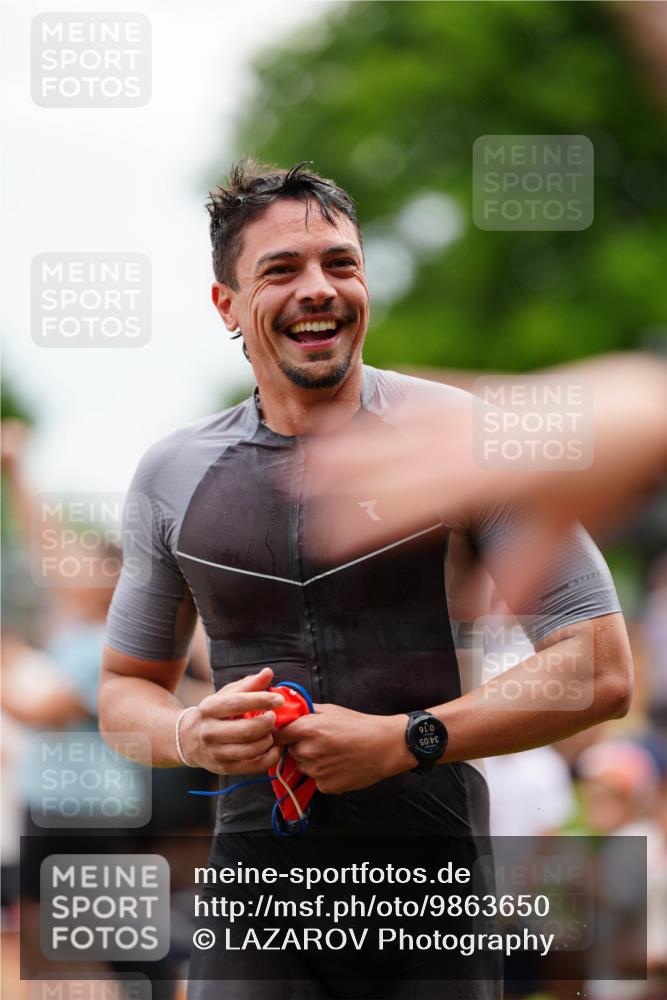 21.06.2026 - 29. Vierlanden-Triathlon LAZAROV Photography http://msf.ph/oto/9863650 21.06.2026 11:04:24 Schwimmen 632, 672 meine-sportfotos.de