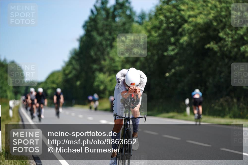21.06.2026 - Viking Triathlon Michael Burmester http://msf.ph/oto/9863652 21.06.2026 11:40:06 Radfahren 21, 91, 173, 196, 205, 350, 380, 540, 555, 607, 628, 639 meine-sportfotos.de
