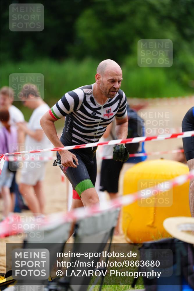 21.06.2026 - 29. Vierlanden-Triathlon LAZAROV Photography http://msf.ph/oto/9863680 21.06.2026 11:05:27 Schwimmen 633, 680, 787, 820 meine-sportfotos.de