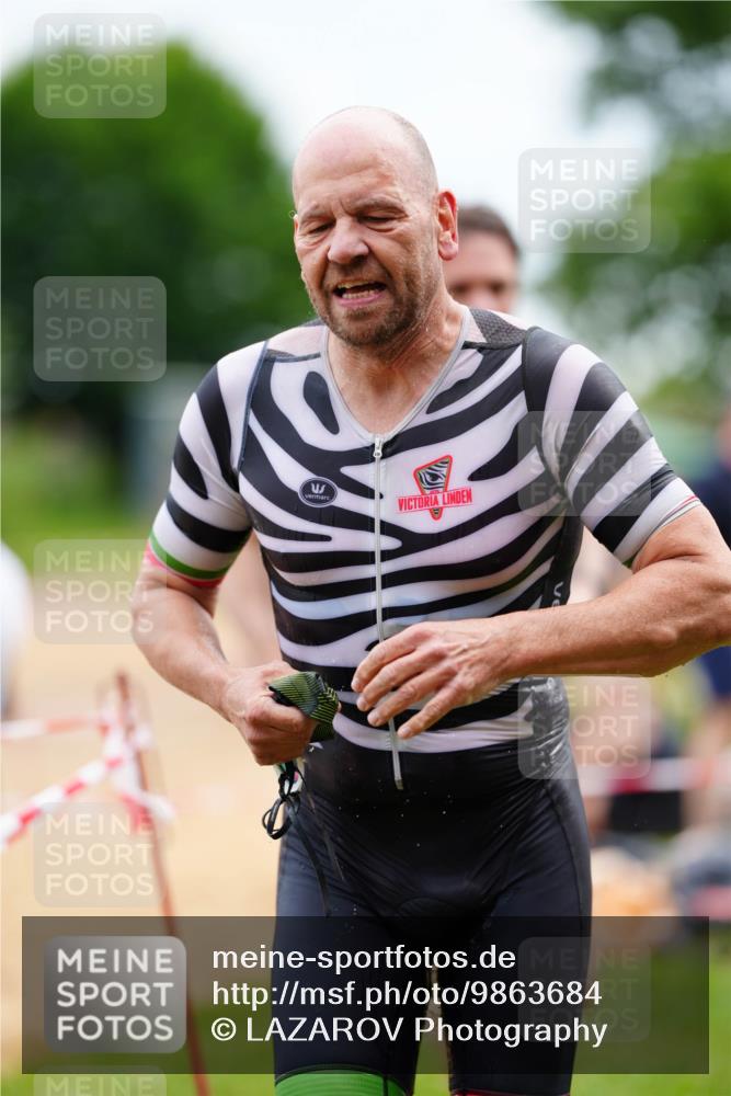 21.06.2026 - 29. Vierlanden-Triathlon LAZAROV Photography http://msf.ph/oto/9863684 21.06.2026 11:05:29 Schwimmen 633, 680, 787, 820 meine-sportfotos.de