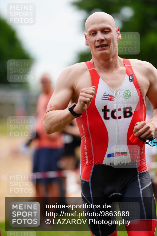 21.06.2026 - 29. Vierlanden-Triathlon LAZAROV Photography http://msf.ph/oto/9863689 21.06.2026 11:05:33 Schwimmen 633, 680, 744, 787, 820 meine-sportfotos.de