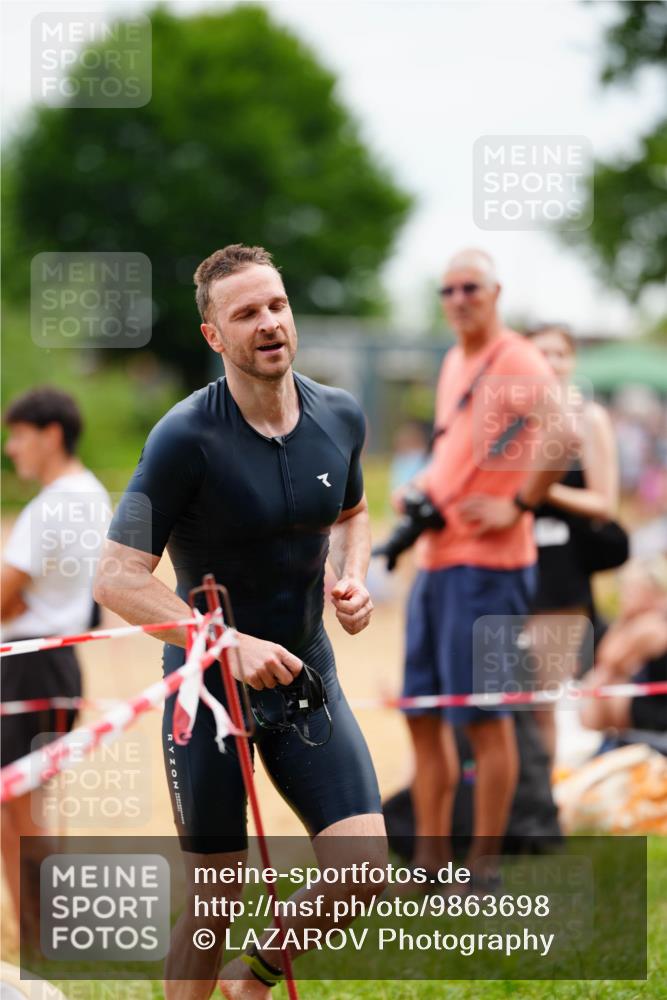 21.06.2026 - 29. Vierlanden-Triathlon LAZAROV Photography http://msf.ph/oto/9863698 21.06.2026 11:05:39 Schwimmen 633, 648, 744, 820 meine-sportfotos.de