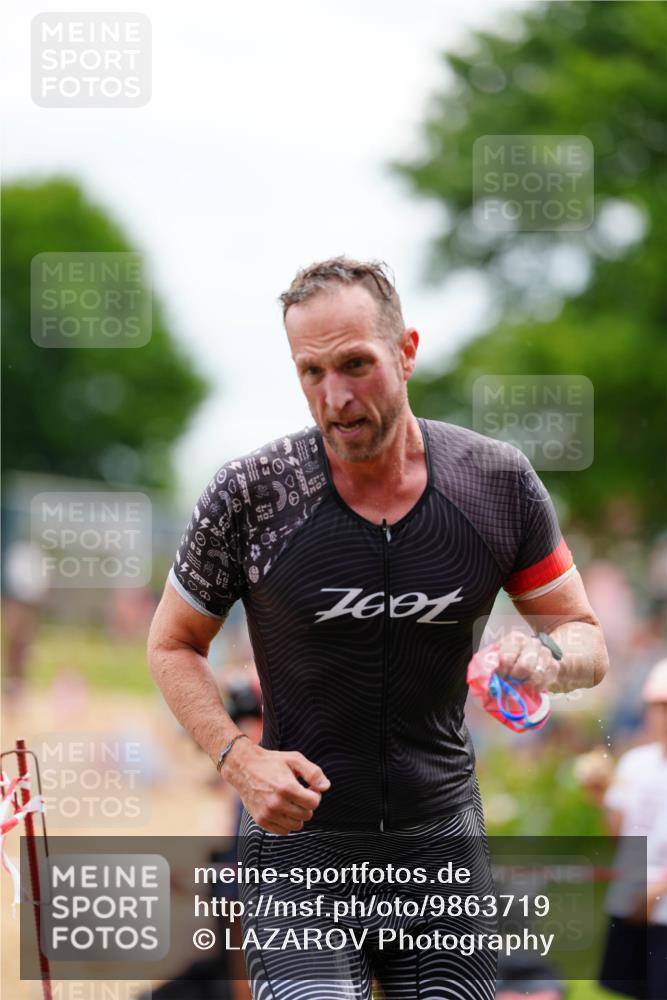 21.06.2026 - 29. Vierlanden-Triathlon LAZAROV Photography http://msf.ph/oto/9863719 21.06.2026 11:06:15 Schwimmen 814 meine-sportfotos.de