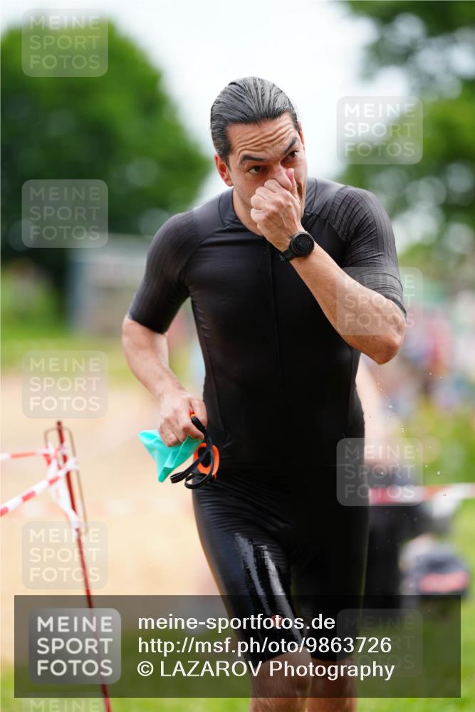 21.06.2026 - 29. Vierlanden-Triathlon LAZAROV Photography http://msf.ph/oto/9863726 21.06.2026 11:06:29 Schwimmen 628 meine-sportfotos.de