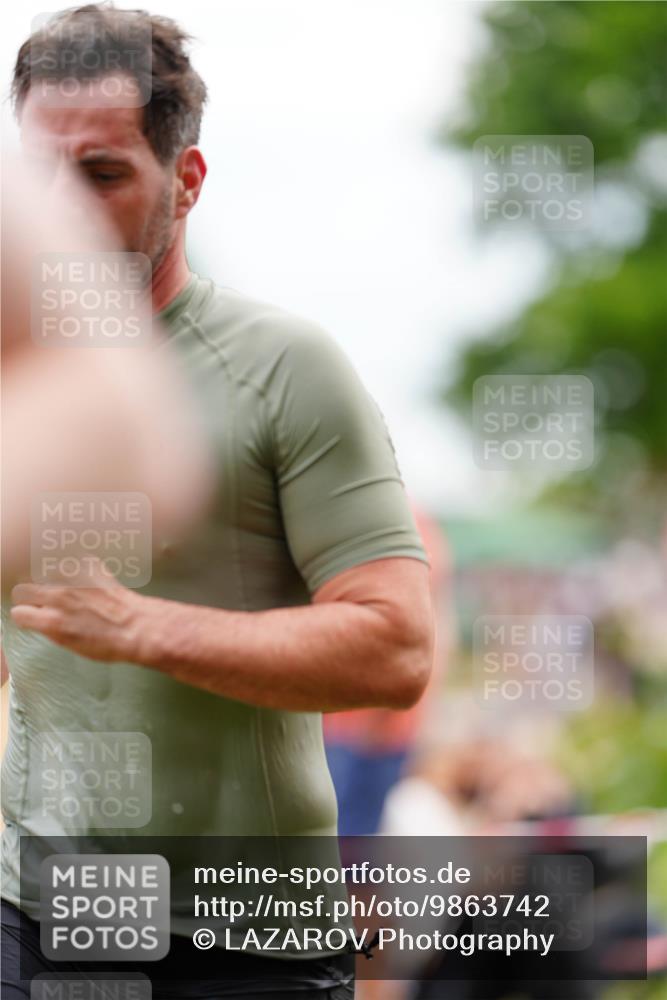 21.06.2026 - 29. Vierlanden-Triathlon LAZAROV Photography http://msf.ph/oto/9863742 21.06.2026 11:06:52 Schwimmen 635, 664, 717, 737 meine-sportfotos.de