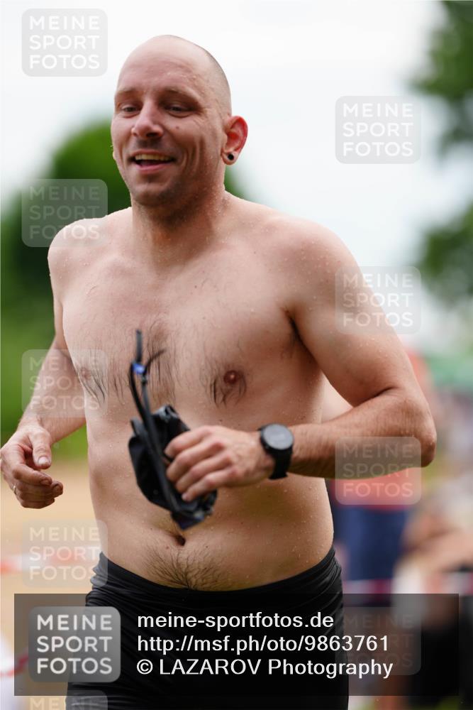 21.06.2026 - 29. Vierlanden-Triathlon LAZAROV Photography http://msf.ph/oto/9863761 21.06.2026 11:07:18 Schwimmen 684 meine-sportfotos.de