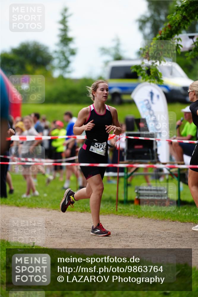 21.06.2026 - 29. Vierlanden-Triathlon LAZAROV Photography http://msf.ph/oto/9863764 21.06.2026 11:07:51 Schwimmen  meine-sportfotos.de