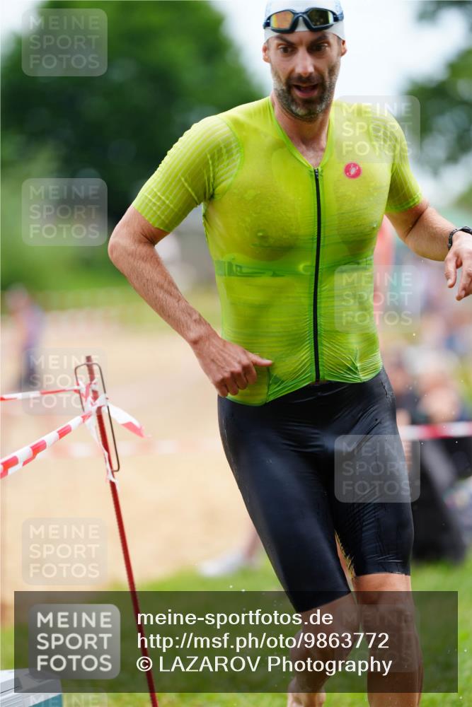 21.06.2026 - 29. Vierlanden-Triathlon LAZAROV Photography http://msf.ph/oto/9863772 21.06.2026 11:08:16 Schwimmen 645, 658, 735, 1358 meine-sportfotos.de