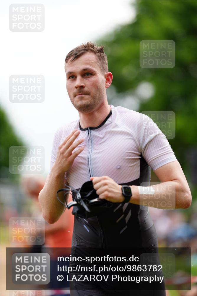 21.06.2026 - 29. Vierlanden-Triathlon LAZAROV Photography http://msf.ph/oto/9863782 21.06.2026 11:08:26 Schwimmen 645, 658, 735 meine-sportfotos.de