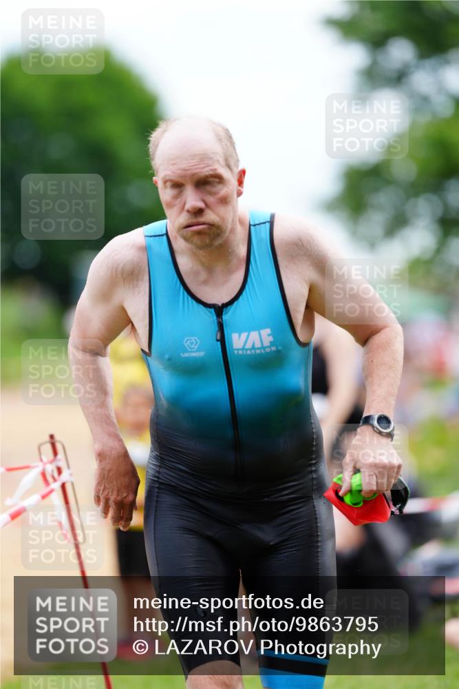 21.06.2026 - 29. Vierlanden-Triathlon LAZAROV Photography http://msf.ph/oto/9863795 21.06.2026 11:09:24 Schwimmen 800 meine-sportfotos.de