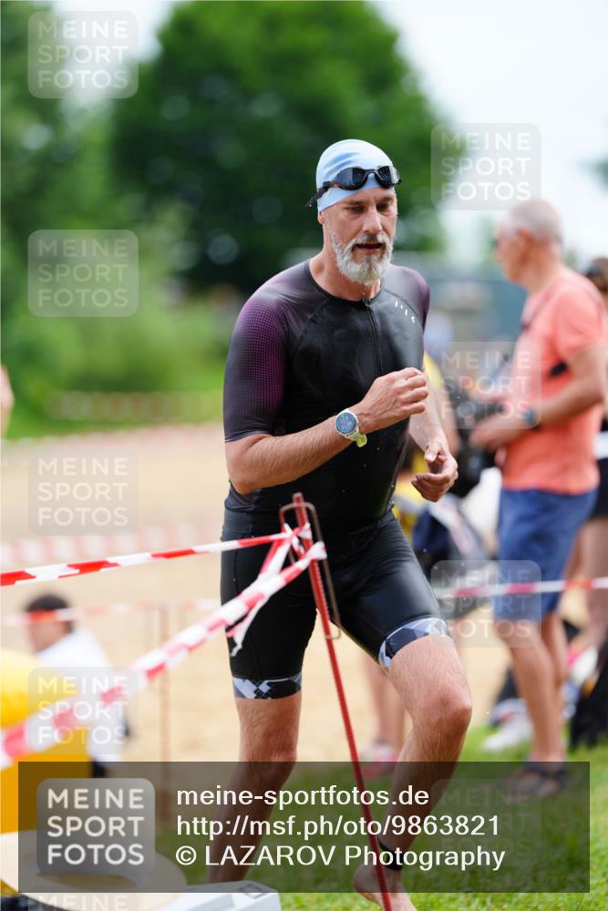 21.06.2026 - 29. Vierlanden-Triathlon LAZAROV Photography http://msf.ph/oto/9863821 21.06.2026 11:10:25 Schwimmen 730, 755 meine-sportfotos.de