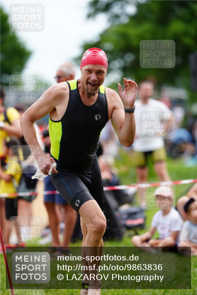 21.06.2026 - 29. Vierlanden-Triathlon LAZAROV Photography http://msf.ph/oto/9863836 21.06.2026 11:10:47 Schwimmen 756, 764, 802, 805, 821 meine-sportfotos.de