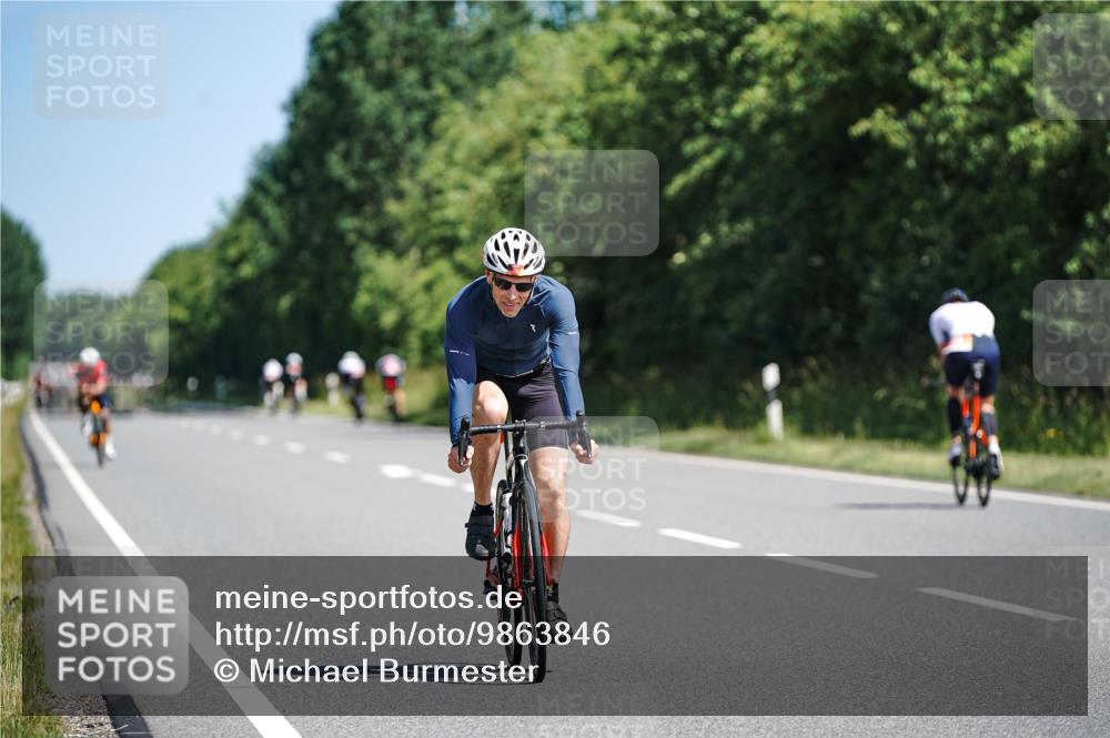 21.06.2026 - Viking Triathlon Michael Burmester http://msf.ph/oto/9863846 21.06.2026 11:42:31 Radfahren 53, 116, 118, 172, 331, 397, 556, 634, 645, 661 meine-sportfotos.de