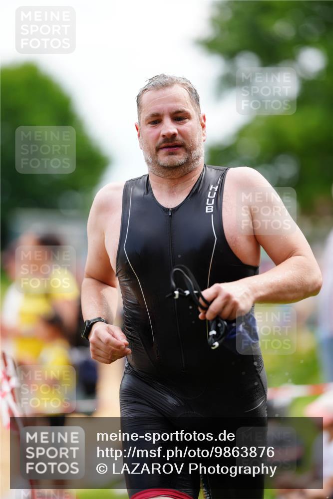 21.06.2026 - 29. Vierlanden-Triathlon LAZAROV Photography http://msf.ph/oto/9863876 21.06.2026 11:11:58 Schwimmen 770, 807 meine-sportfotos.de