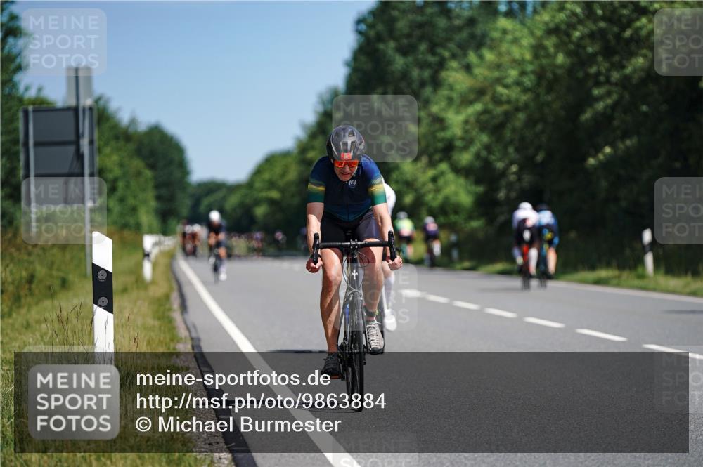 21.06.2026 - Viking Triathlon Michael Burmester http://msf.ph/oto/9863884 21.06.2026 11:44:01 Radfahren 20, 68, 70, 70, 75, 255, 261, 289, 348, 370, 374, 386, 419, 463, 642, 670 meine-sportfotos.de