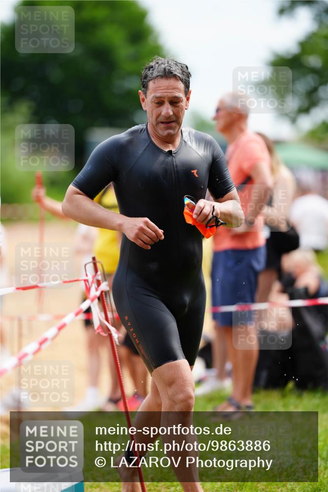 21.06.2026 - 29. Vierlanden-Triathlon LAZAROV Photography http://msf.ph/oto/9863886 21.06.2026 11:12:27 Schwimmen 763, 766, 813 meine-sportfotos.de