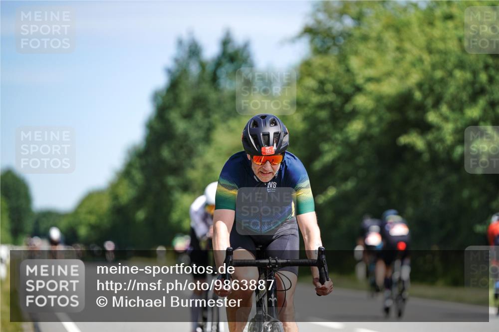 21.06.2026 - Viking Triathlon Michael Burmester http://msf.ph/oto/9863887 21.06.2026 11:44:02 Radfahren 20, 68, 70, 75, 84, 163, 255, 261, 289, 348, 370, 374, 419, 463, 509, 642, 670 meine-sportfotos.de