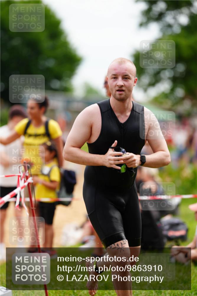 21.06.2026 - 29. Vierlanden-Triathlon LAZAROV Photography http://msf.ph/oto/9863910 21.06.2026 11:12:59 Schwimmen 629, 752, 795 meine-sportfotos.de